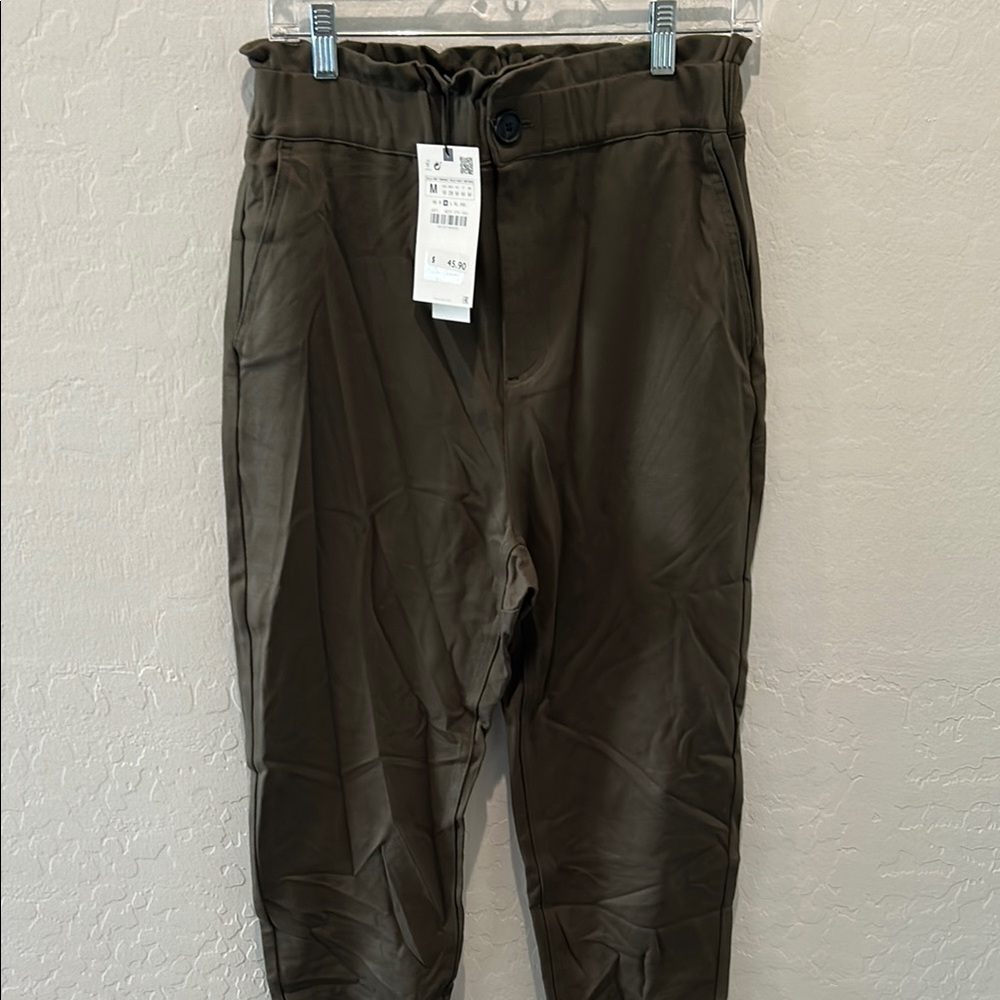 Zara Green Chinos Modern Relaxed Fit